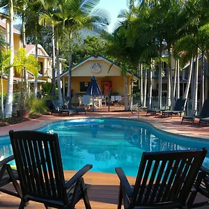At Court 4*, Airlie Beach Australien